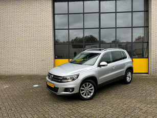 Volkswagen Tiguan 1.4 TSI R-Line, Leer, Navi, trekhaak & panoramadak