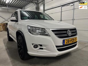 Volkswagen Tiguan 1.4 TSI Sport&Style 2x R-LINE