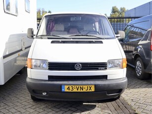 Volkswagen TRANSPORTER KOMBI MOTOR DEFECT TDI 75 KW