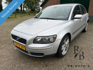 Volvo S40 1.8 Kinetic AIRCO CRUISE CONTROL TREKHAAK MOOIE