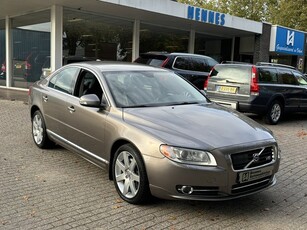 Volvo S80 4.4 V8 AWD Summum ACC Keyless BTW voordeel €750,-