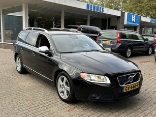 Volvo V70 2.0 T5 213pk 5 Cilinder! ACCKeyless Premium sound