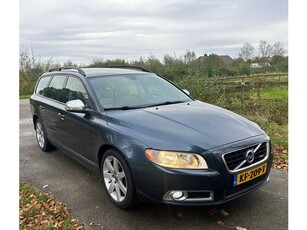 Volvo V70 2.0D Summum Zeer mooi