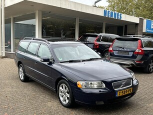 Volvo V70 2.4 Nieuw LPG systeem Leder Schuifdak Xenon BTW