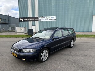 Volvo V70 2.4i Comfort Line 170 PK.