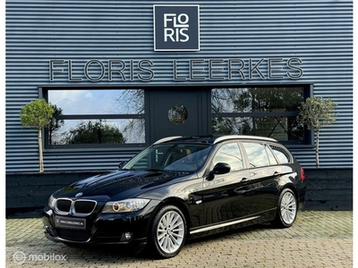 BMW 3-serie Touring 320i Bruin Leer Pano Xenon Navi