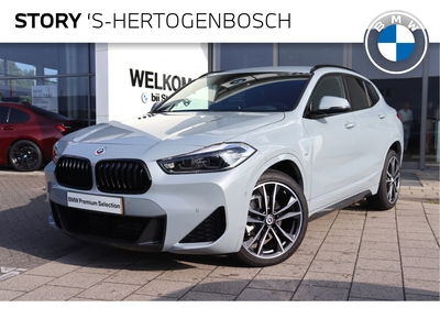 BMW X2 sDrive18i High Executive M Sport Automaat / BMW M 50 Jahre uitvoering / Achteruitrijcamera / Sportstoelen / M Sportonderstel / Park Assistant / Head-Up / Leder