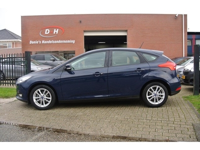 Ford Focus 1.0 Lease Edition airco nieuwe apk inruil