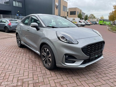 Ford puma 2023 1.25 Hybrid ST LINE