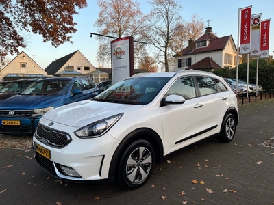 Kia Niro 1.6 GDI HYBRID FIRST EDITION / NAVI CARPLAY TREKHAAK