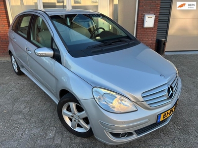 Mercedes-Benz B-klasse 170 / AUT / PDC / Airco / NAP