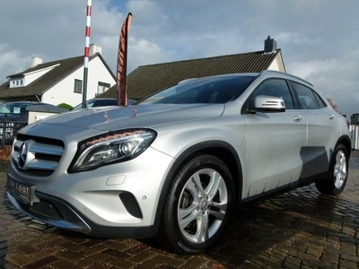 Mercedes-Benz GLA-klasse 180 Lease Edition Plus, NAVI/HALF