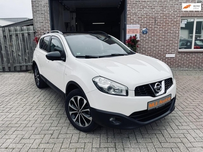 Nissan Qashqai 1.6 *navi*panorama*360 camera