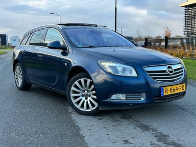 Opel Insignia Sports Tourer 2.8 T4x4/AIRCO/PANO/STOELV/PARKS