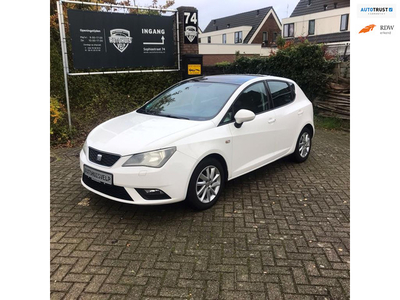 SEAT Ibiza 1.4 Style Panoramadak airco