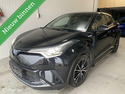 Toyota C-HR 1.8 Hybrid Black Edition zeer vol en luxe uitvoering 2017