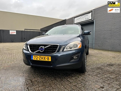 Volvo XC60 2.4D AWD Summum Clima Cruise PDC LM-Wielen