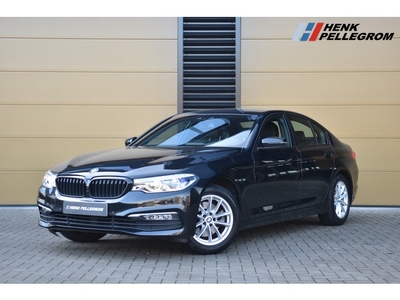 BMW 5 Serie 520i High Executive * Navigatie Profesional *