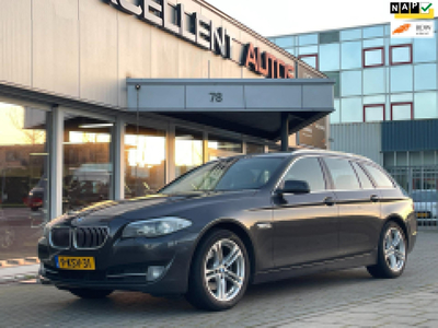 BMW 5-SERIE Touring 520d Automaat Executive - Leder - Navigatie