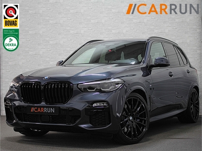 BMW X5 45e M-Sport | 360 View | 4x op voorraad | Soft-Close | Harman-Kardon | Comfort Stoelen | Adaptive Cruise | Memory | Achterasbesturing | Trekhaak 2700kg | Leder | Kristal-Glaspook | LED | Stoelverwarming | DAB | ISO Glas | Cockpit Prof. | Luchtvering | ...