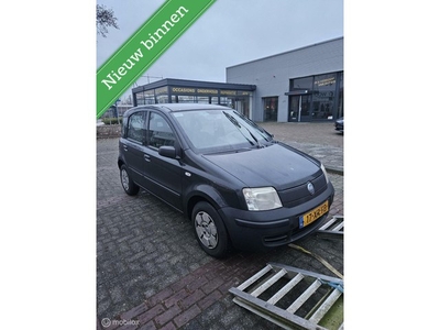 Fiat Panda 1.1 Active LET OP KOPPAKKING DEFECT INRUILKOOPJE