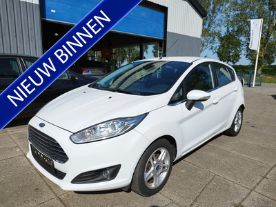 Ford Fiesta 1.0 EB Titanium ** 125 PK ** NAVI ** 5 drs ** 121.147 km ** Airco ** Stoelverwarming **