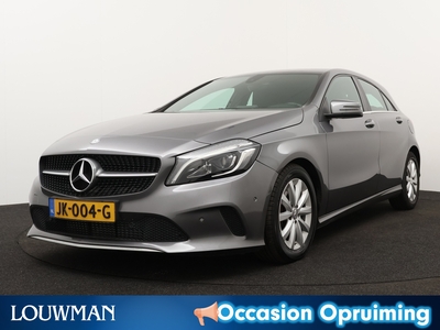 MERCEDES A-KLASSE 180 BlueEFFICIENCY Ambition | Navigatie | Stoelverwarming | Parkeersensoren voor en achter | 16 inch LM velgen |