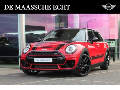 MINI MINI Clubman John Cooper Works ALL4 Chili Automaat / Panoramadak / Achteruitrijcamera / Active Cruise Control / Comfort Access / Comfortstoelen / Park Assistant / Harman-Kardon