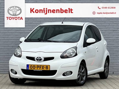 Toyota Aygo 1.0 12v VVT-i Dynamic Navigator 5-deurs