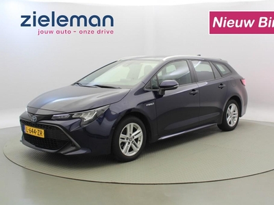 TOYOTA COROLLA 1.8 Hybrid Touring Active - Navi, Clima, PDC