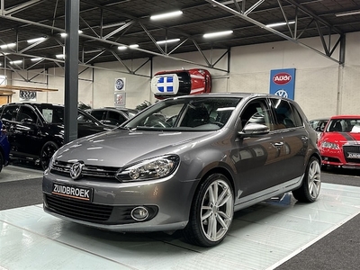 Volkswagen Golf Benzine