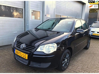 Volkswagen Polo 1.4-16V Optive 5DR 2006 !!! Verkocht !!!