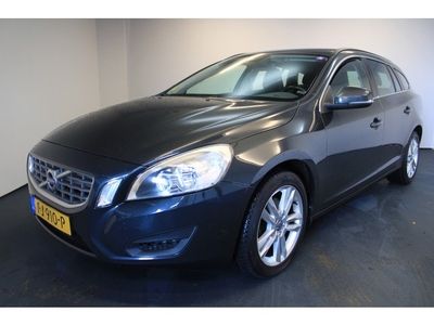 Volvo V60 1.6 D2 Momentum Cruise pdc (bj 2013)