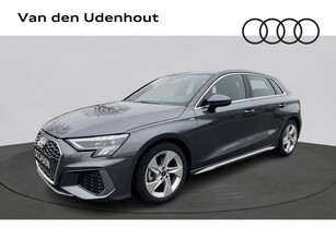 Audi A3 Sportback 30 TFSI S edition / Navigatie / Parkeersensoren / LED