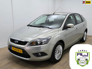 Ford Focus Occasion 1.8 Titanium met cruisecontrol en weinig km | Tweedehands Ford Focus in luxe uitvoering en zeer netjes | Bovag