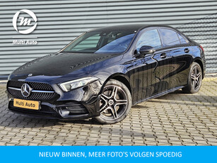 Mercedes-Benz A-Klasse 250 e AMG Line Plug In Hybrid PHEV | Widescreen Navi | Camera | Sfeerverlichting | Apple Carplay | Alcantara Sportstoelen Verwarmd | DAB |