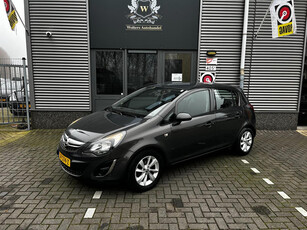 Opel Corsa 1.2-16V Design Edition