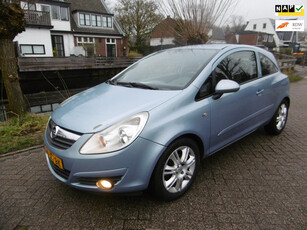 Opel Corsa 1.4-16V Enjoy 90pk Airco APK 2026