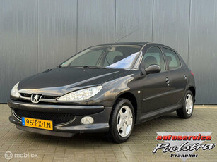 Peugeot 206 1.4 Air-line 5-DEURS-AIRCO-APK!