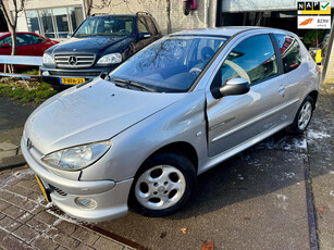 Peugeot 206 1.4 Quiksilver Apk|Airco|Elek.Ramen