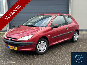 Peugeot 206 1.6-16V XS/