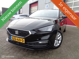 Seat Leon Sportstourer 1.5 TSI Style Business Intense/Airco/LED/Key Less/Lm velgen/1st eig/PDC