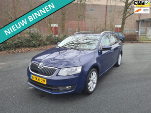 Skoda Octavia Combi 1.2 TSI Greentech Elegance Businessline ZEER NETTE AUTO