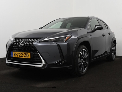 Lexus Ux 250h Business Line | Navigatie | Draadloze Telefoonlader en Apple CarPlay | BSM | Parkeersensoren |