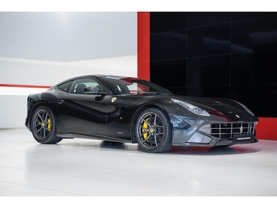 Ferrari F12 Berlinetta Benzine