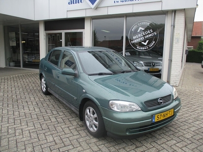 Opel Astra Benzine