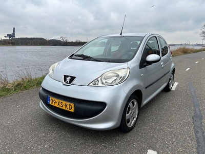 Peugeot 107 Benzine