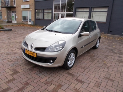 Renault Clio Benzine