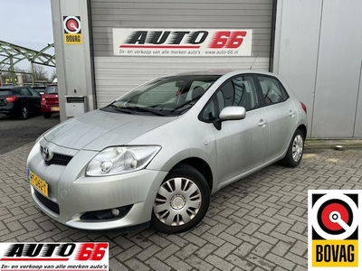 Toyota Auris Benzine