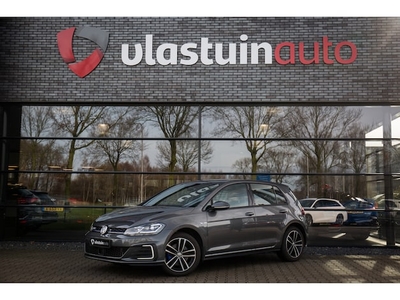 Volkswagen Golf Benzine